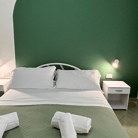 B&B La Palma เปตาชชิอาโต ภายนอก รูปภาพ
