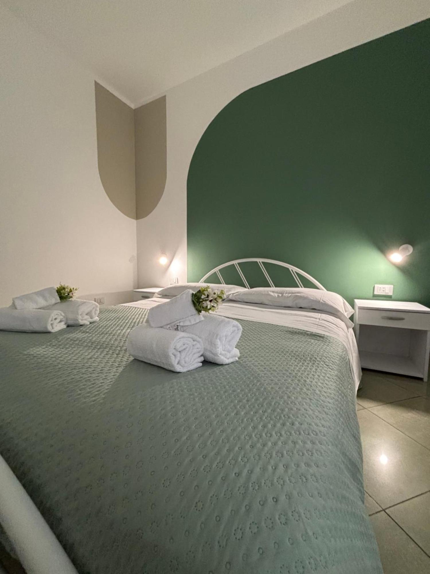 B&B La Palma เปตาชชิอาโต ภายนอก รูปภาพ